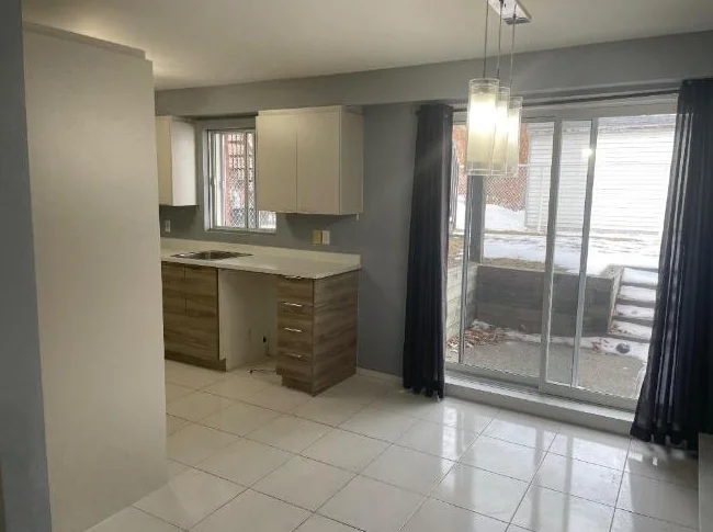 Logement 4 1/2 thumbnail 4