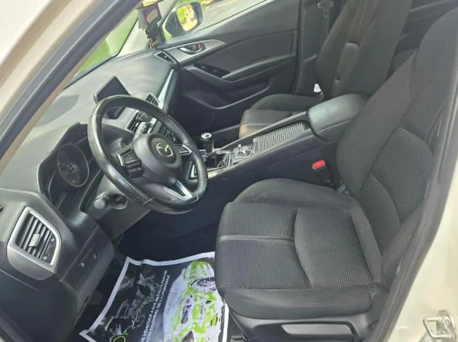Mazda3 Sport GS 2018 — Manuelle, seulement 99 700 km, impeccable thumbnail 7