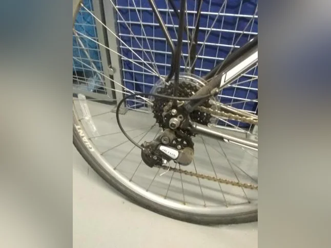 Vélo Giant Cypress DX 21 vitesse, comme neuf. thumbnail 6