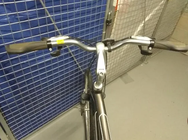 Vélo Giant Cypress DX 21 vitesse, comme neuf. thumbnail 3