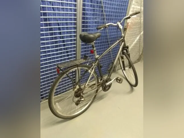 Vélo Giant Cypress DX 21 vitesse, comme neuf. thumbnail 8