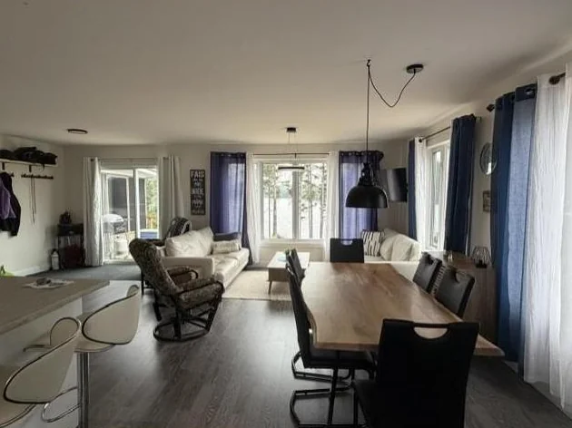 CHALET À VENDRE — MONT VALIN | KM 73 — secteur HORS ZEC thumbnail 2