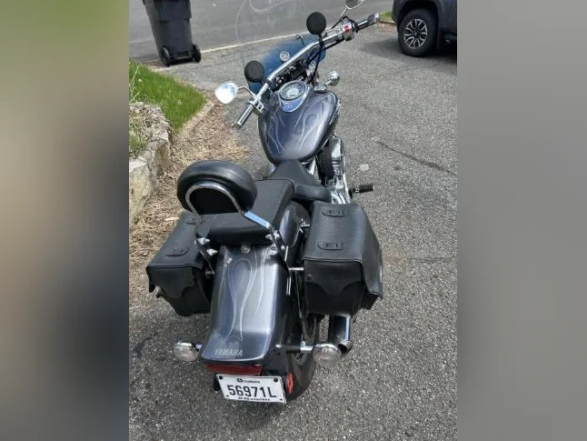 Yamaha 1100 2005 thumbnail 3