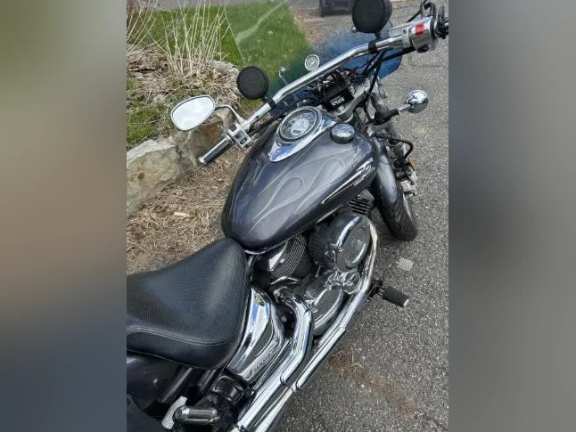Yamaha 1100 2005 thumbnail 6