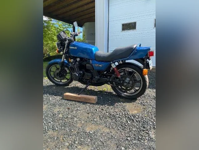 Kawasaki GPZ 1100 1981 thumbnail 3