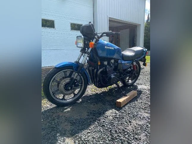 Kawasaki GPZ 1100 1981 thumbnail 5