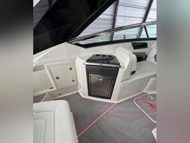 Bateau Monterey 328SS thumbnail 6
