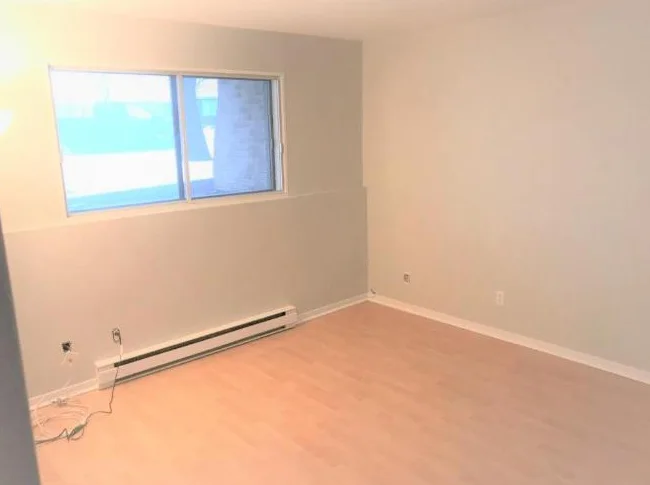 4 ½ Beau logement à louer derrière Galerie Terrebonne à 1230$ libre immédiatement thumbnail 10