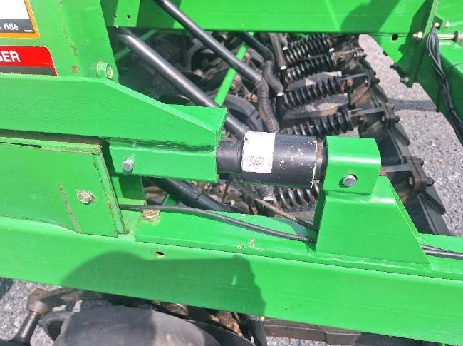 Semoir John Deere 1560 thumbnail 9