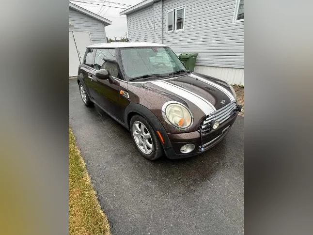 Mini Cooper 2010 thumbnail 2