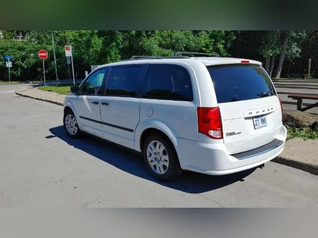 Dodge Caravan 2015 "CAMPER"