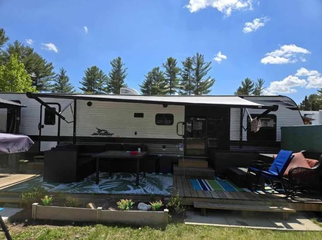 Roulotte 38bhds Jayco a vendre thumbnail 2
