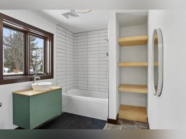 Maison bord de l'eau thumbnail 8