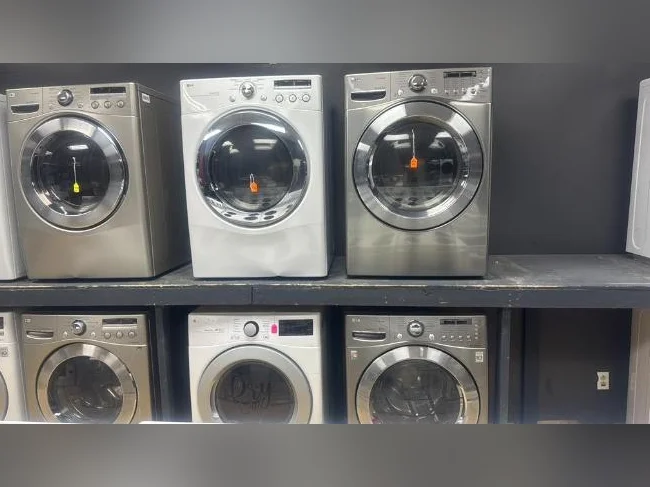 Liquidation des laveuse et sécheuse en bon prix avec garantie trois mois