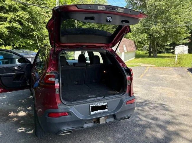 Jeep Cherokee North thumbnail 2