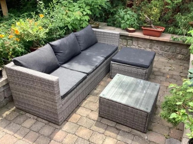 Meubles de jardin gris en résine tressée