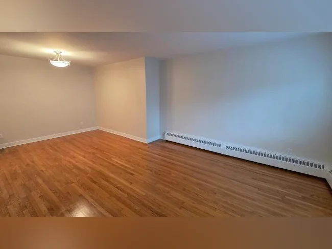 TRÈS GRAND ET LUXUEUX 3½ À LOUER À POINTE-CLAIRE thumbnail 9