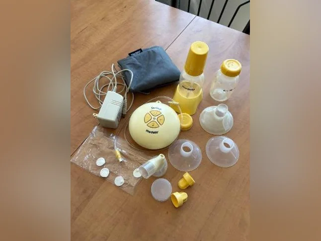 Tire-lait électrique Medela Swing – Avec accessoires