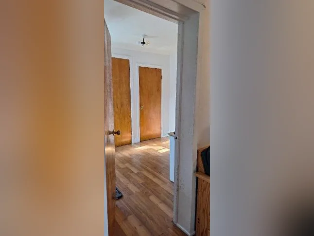 Beau et ensoleillé 4 1/2 rue tranquille 2 chambres à coucher thumbnail 5