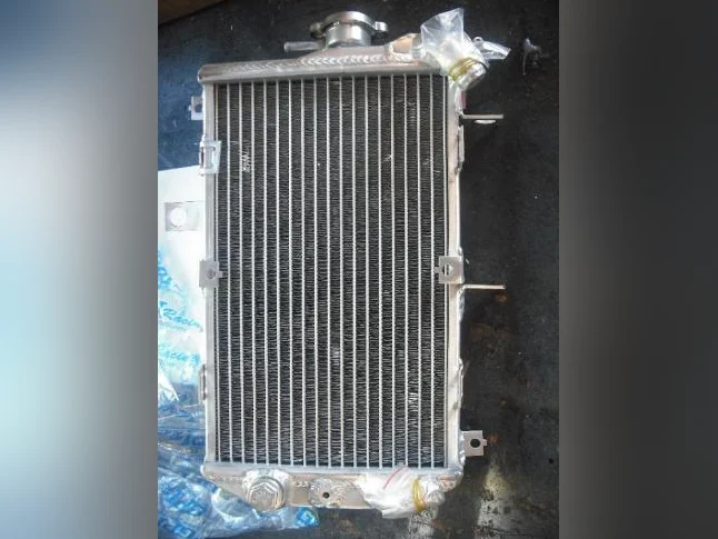 RADIATEUR & FAN POUR BURGMAN 650 CC
