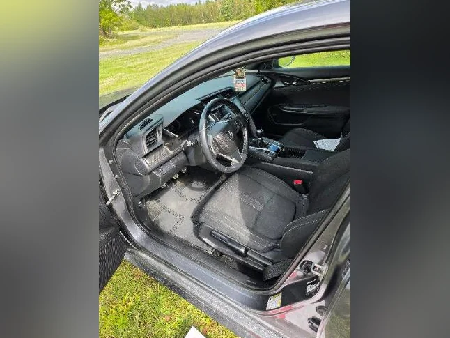 Honda Civic thumbnail 8