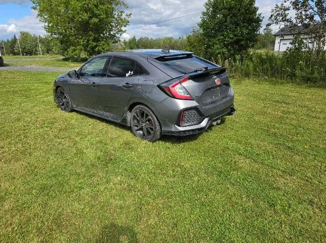 Honda Civic thumbnail 5
