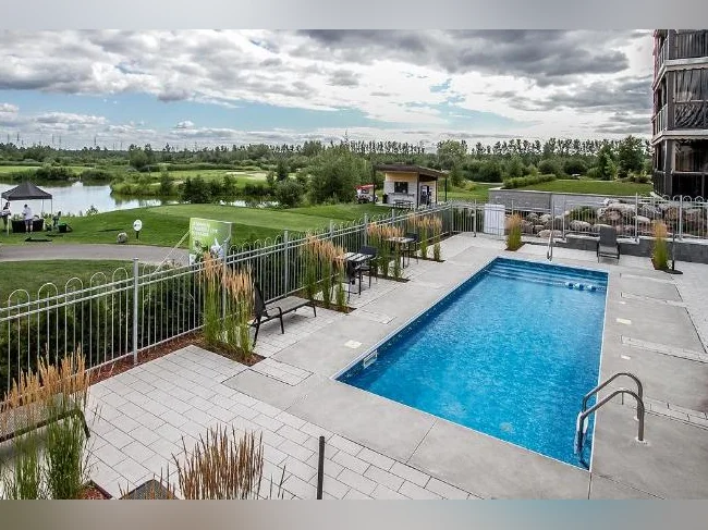 Condo Vue sur le Golf de la Faune / stationnement intérieur thumbnail 2
