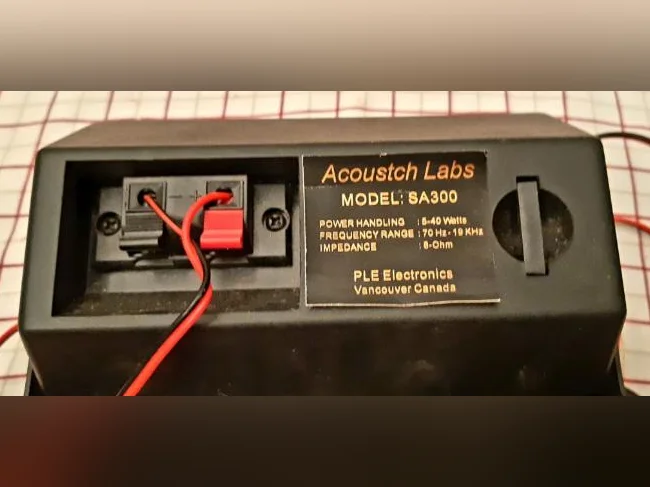 SPEAKERS ACOUSTECH LABS SA300