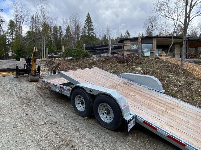 2024 REMORQUE PLATEFORME TILT GRAVITÉ 20' (16'+4'  )2×7000 lbs galvanisé K-Trail thumbnail 3