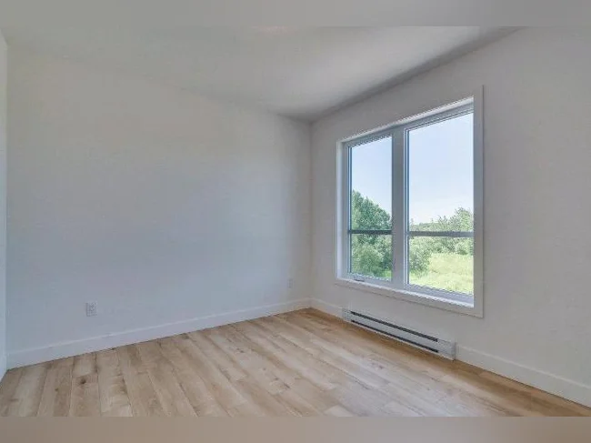 Superbe logement 4 1/2 thumbnail 9