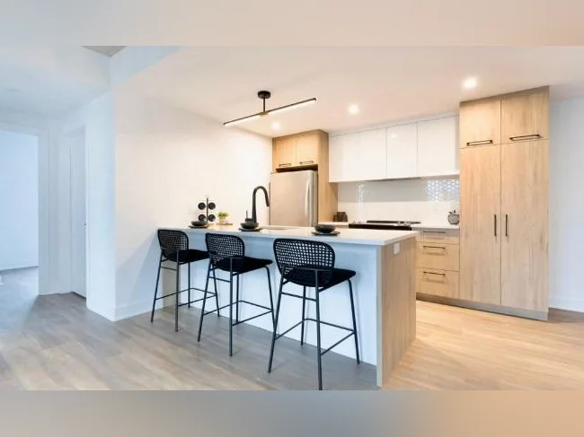 2 Mois Gratuit Condominium Laval