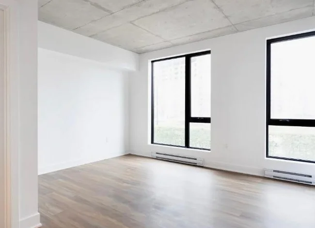 2 Mois Gratuit Condominium Laval thumbnail 5