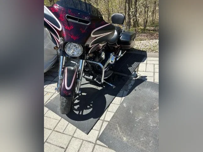 Harley Davidson FLHXS