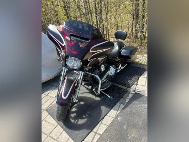 Harley Davidson FLHXS thumbnail 8