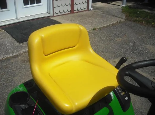 TRACTEUR À GAZON thumbnail 4