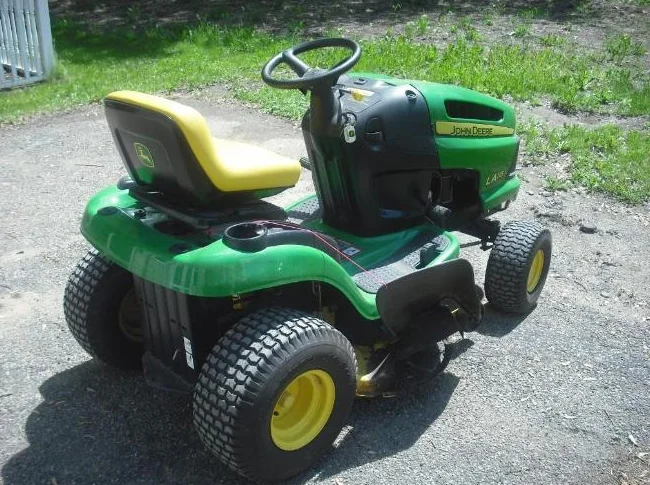 TRACTEUR À GAZON thumbnail 5