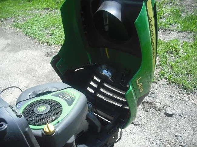 TRACTEUR À GAZON thumbnail 9
