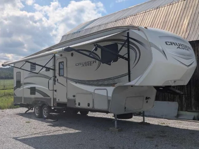 Fifthwheel cross Road cruiser