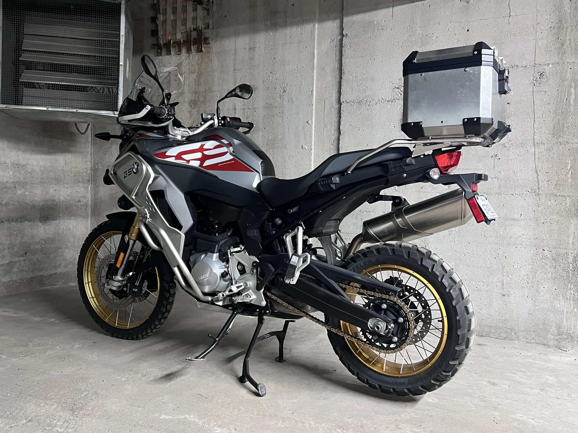 BMW F 850 GS Adventure 2020 - Exclusive Gray thumbnail 5