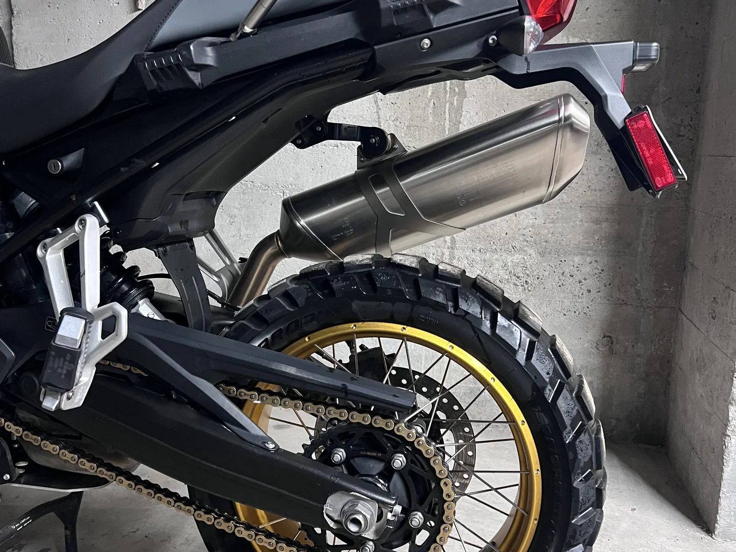 BMW F 850 GS Adventure 2020 - Exclusive Gray thumbnail 10