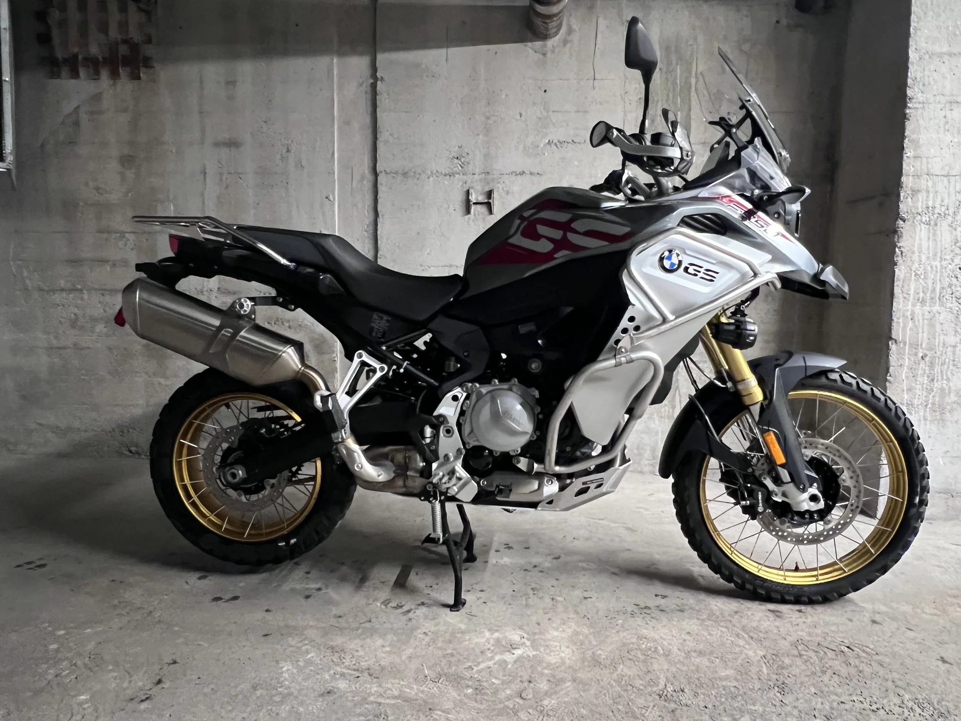 BMW F 850 GS Adventure 2020 - Exclusive Gray thumbnail 9