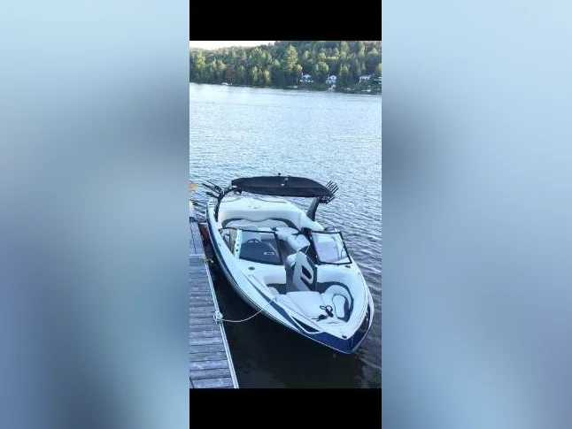 Bateau Malibu Wakesetter thumbnail 3