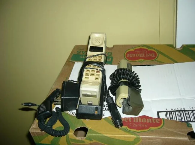 celulaire montorola avec tout equiper