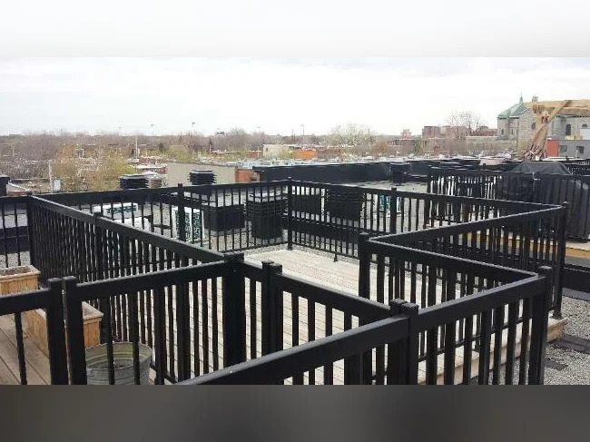 Rare : condo 3 1/2 dernier étage, terrasse privée sur toit 360° thumbnail 10