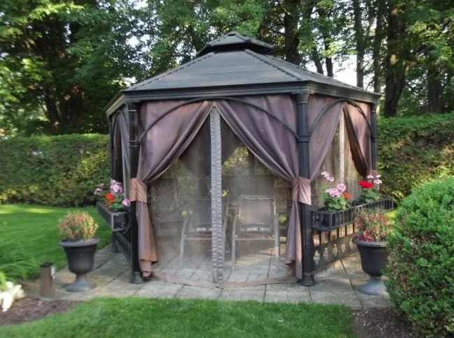 Gazebo thumbnail 2