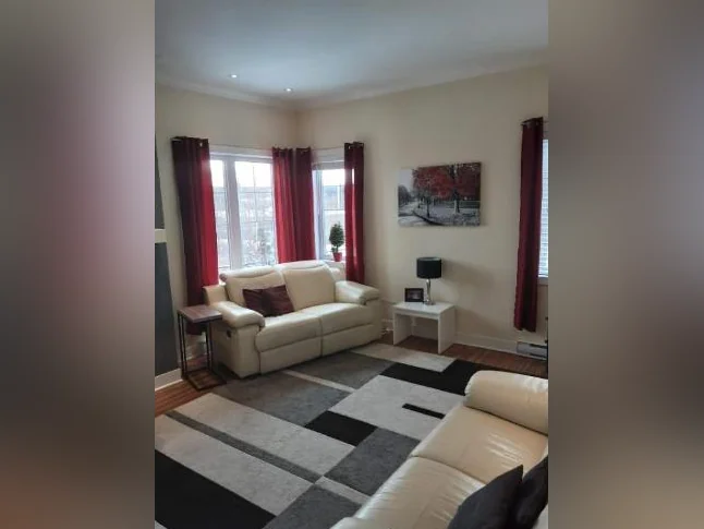 Superbe condo à excellent rapport qualité-prix dans les basses Laurentides thumbnail 7