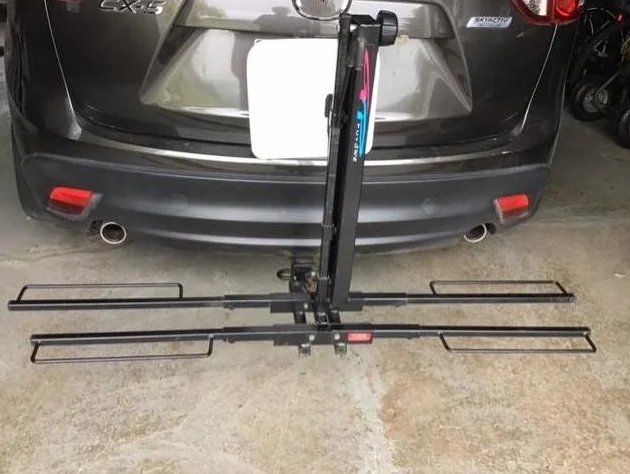 Porte-vélos ajustabe et verrouillable pour 2 vélos