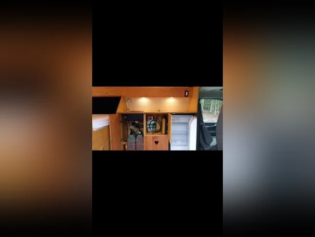 GMC Savana 3500 thumbnail 5