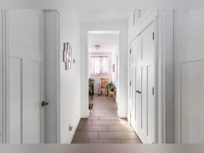 Exceptionnel: entièrement rénové, grand rdc (4 1/2 ) rue principale à Rawdon thumbnail 6