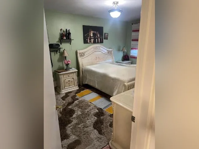 Appartement de 3 chambre avec 1 salle de bain thumbnail 4